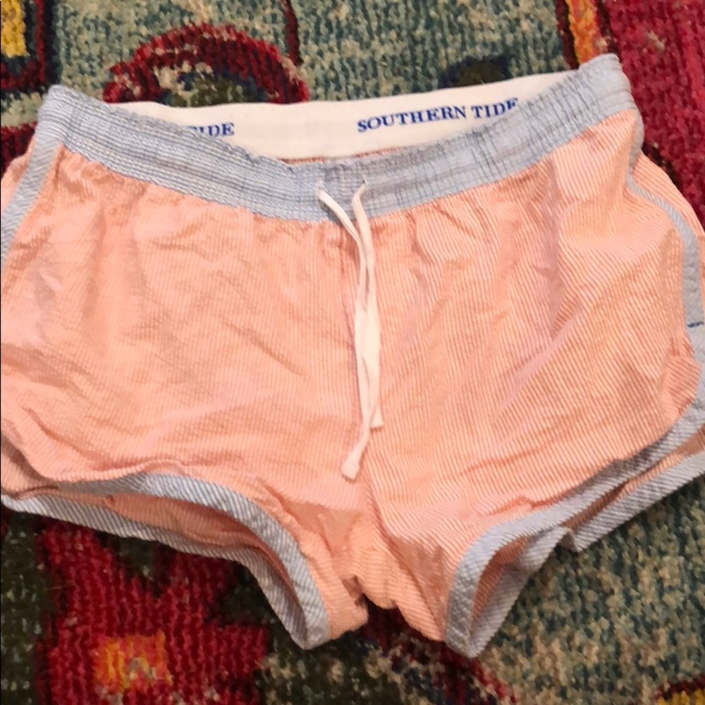 Striped southern marsh shorts